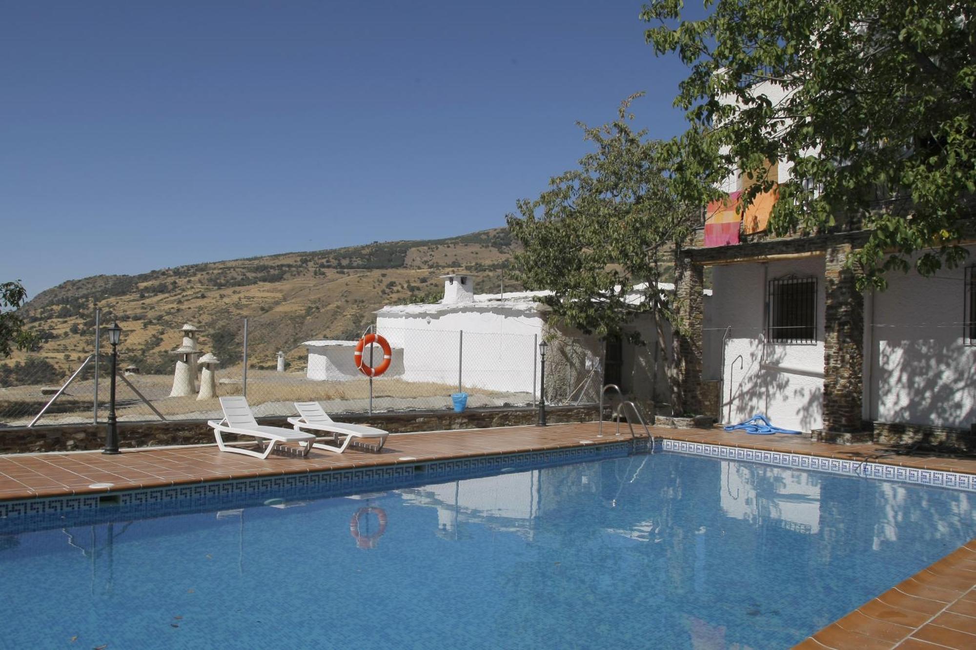 Hostal Rural Poqueira Capileira Exterior photo